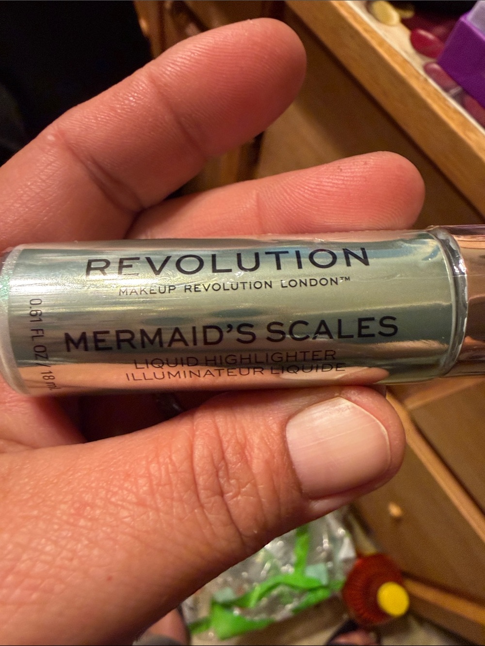Revolution Mermaid's Scales Liquid Highlighter - Iridescent Teal